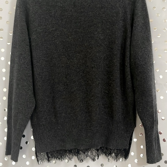 Brochu Walker Pullover ~ - Picture 15 of 15